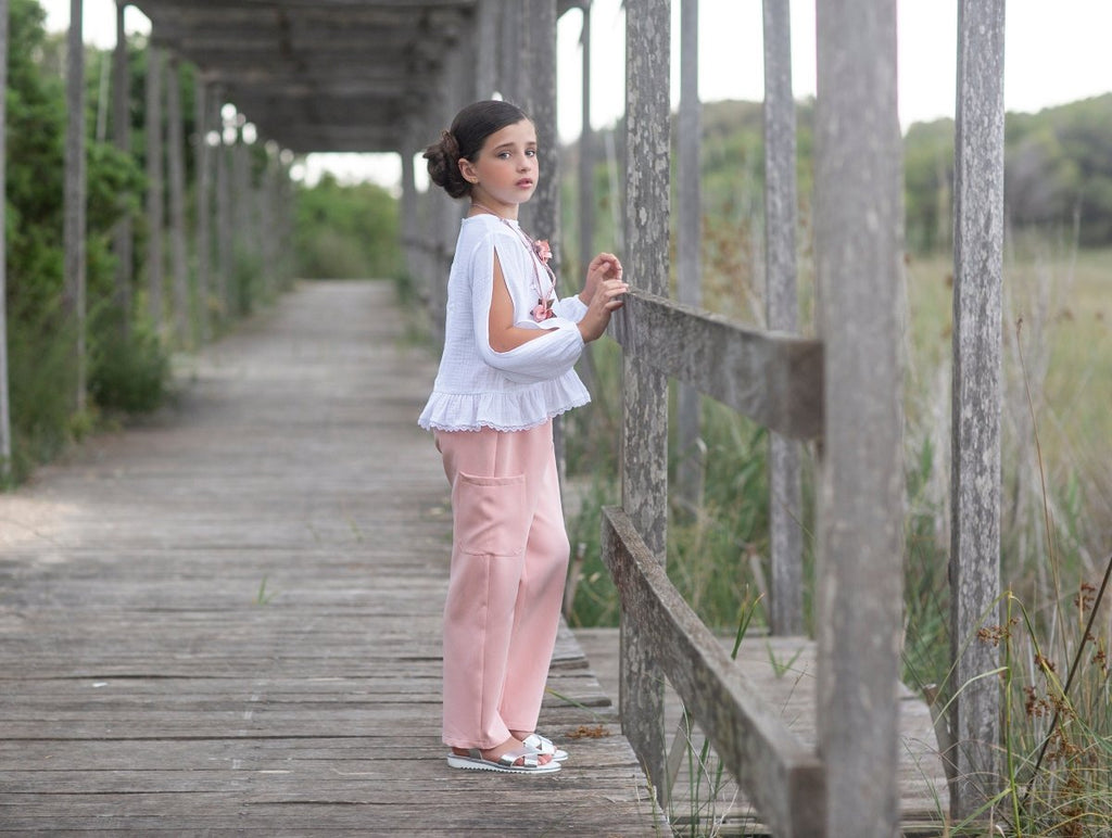 Atelier de Candela Peach and white girls trouser set