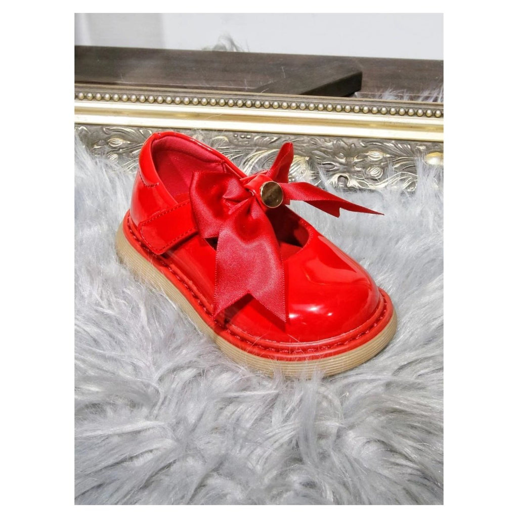 Red Bow Spanish style shoes